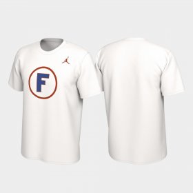 Alternate Jersey Florida Gators Performance Men White T-Shirt 783173-727 Alternate Jersey Florida Gators Performance Men White T-Shirt 783173-727